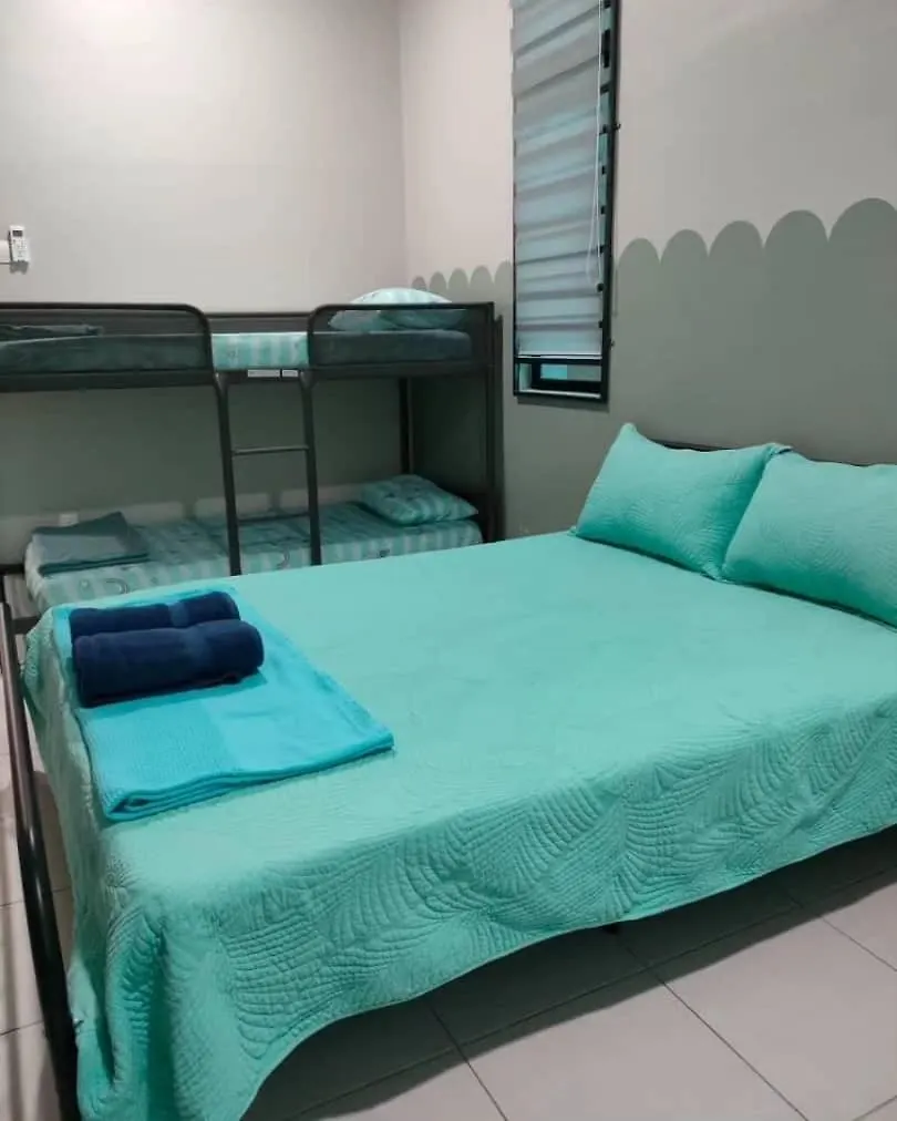 Cik Yam Homestay Pool, Melaka L For Malay Only Holiday home Malacca