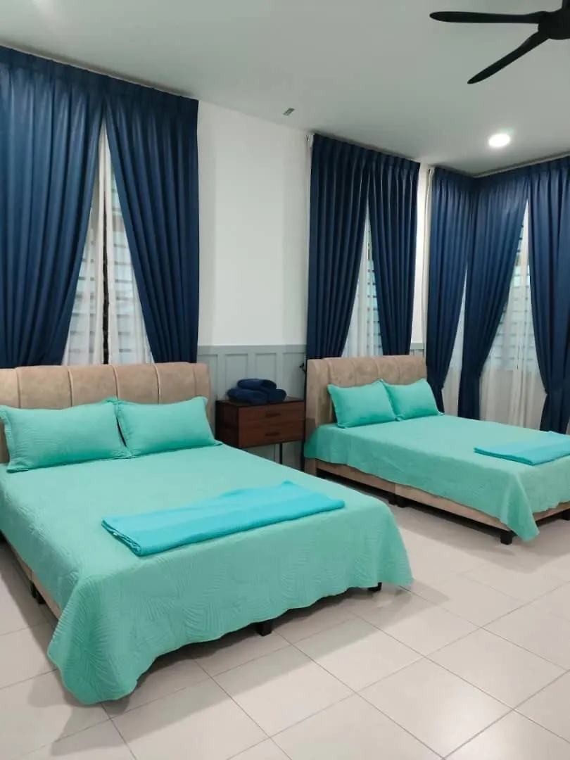 Holiday home Cik Yam Homestay Pool, Melaka L For Malay Only